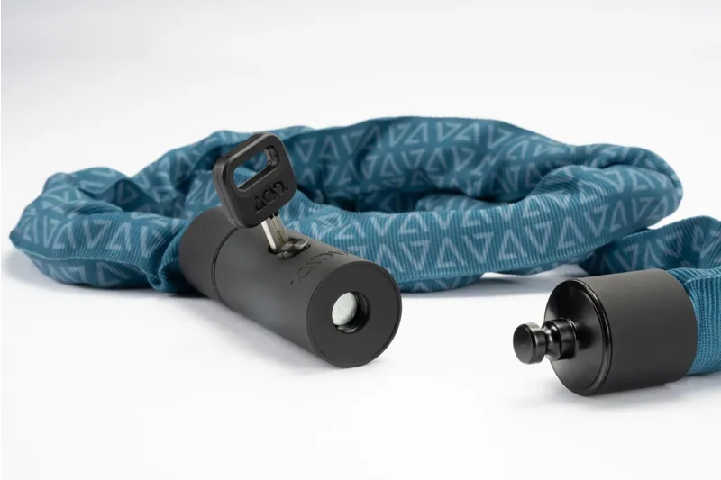 Acid Chain Lock Corvid K120 in BLUE-2